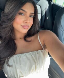 LatinWomanLove image 2