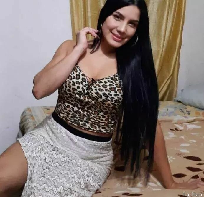 Jhoselin, 41