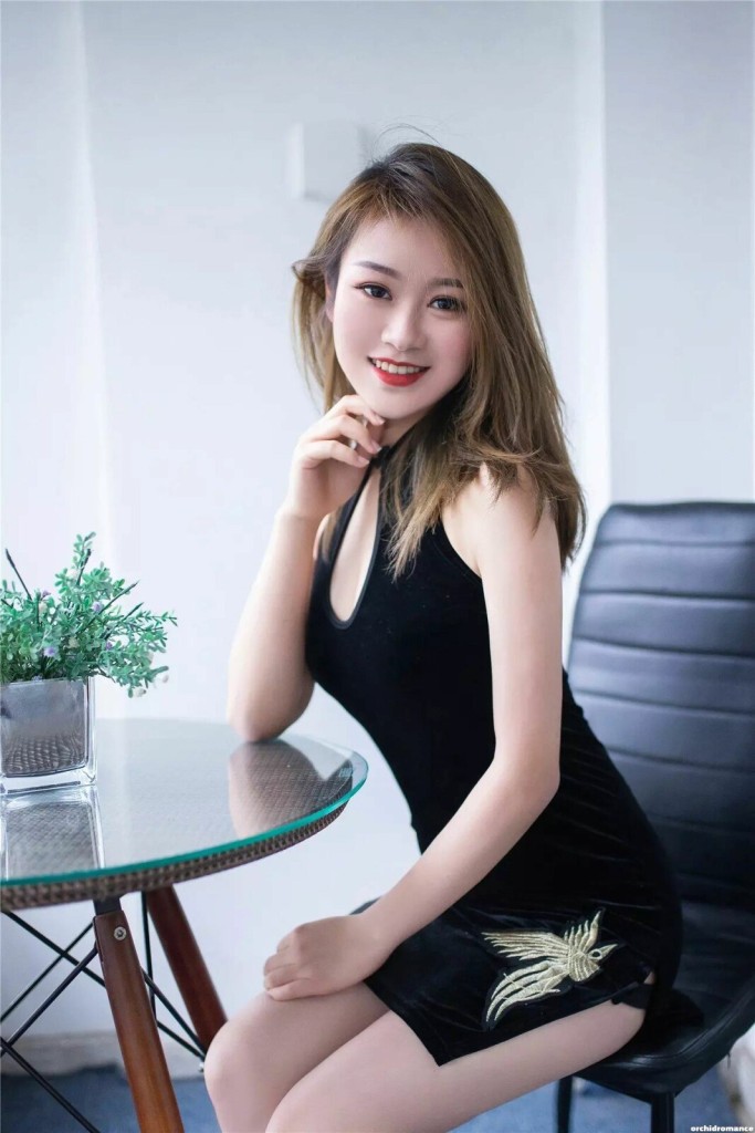 Weiyi, 21