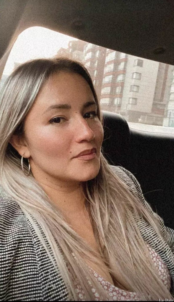 Cindy, 32